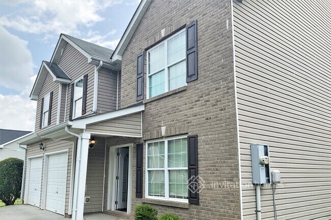 Building Photo - 3502 Rosebud Park Dr