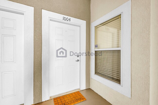 Foto del edificio - 7920 Merrill Rd