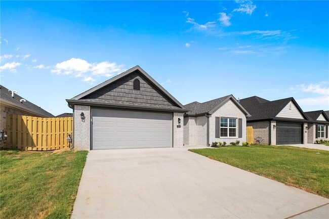 Photo - 4225 W Barhem Drive House