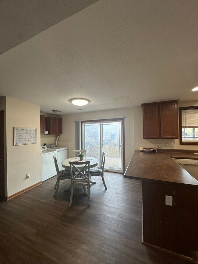 Foto del edificio - 1412 North Dakota Ave