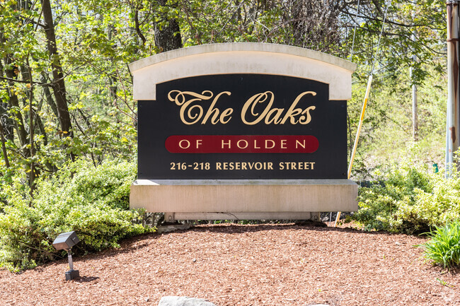 Building Photo - Oaks of Holden