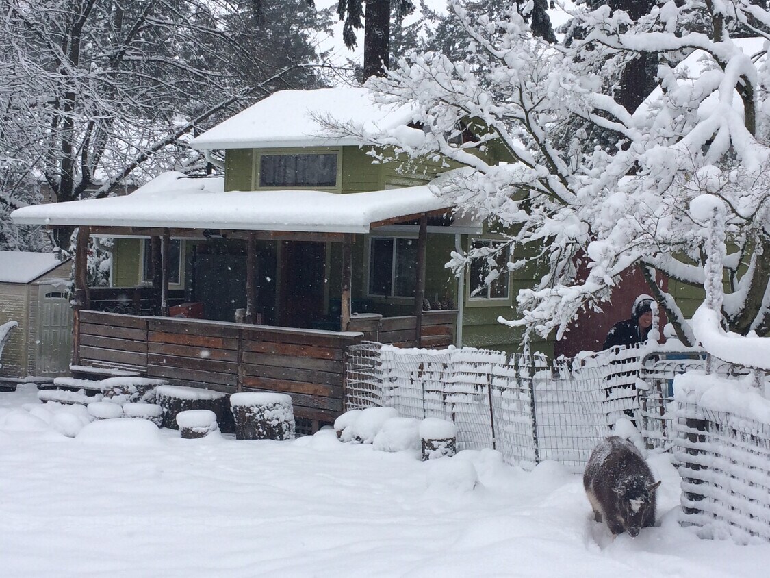 Foto del edificio - 5535 NE Prescott St