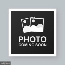 Building Photo - 8501 Enochs Dr