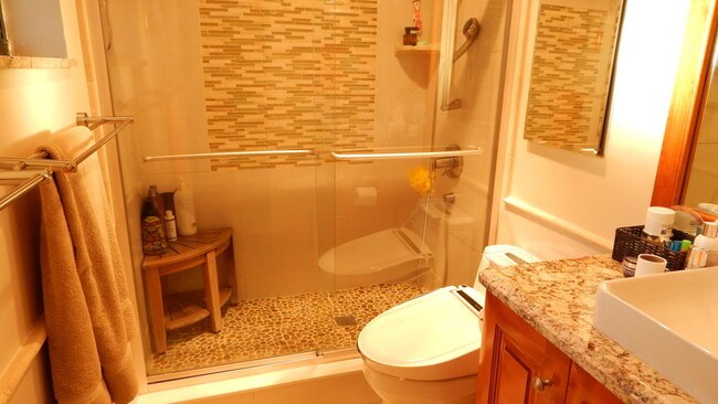 Building Photo - 20856 Concord Green Dr W