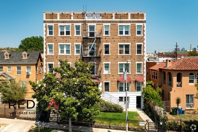 Foto del edificio - 200 S Kenmore Ave