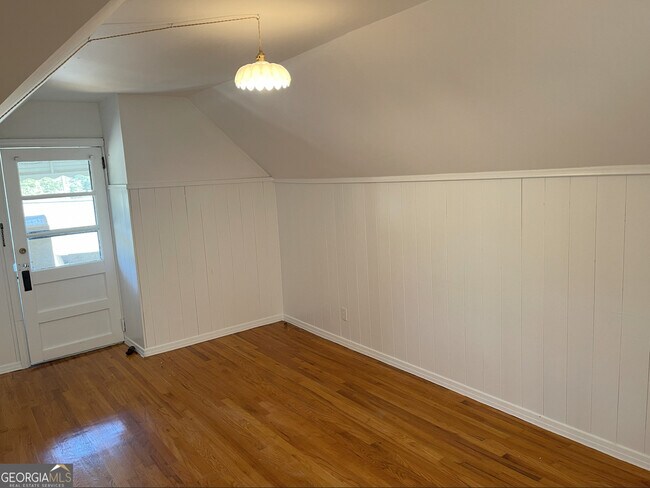 Foto del edificio - 1391 Jefferson Ave