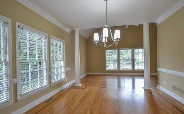 Foto del edificio - 115 White River Ct