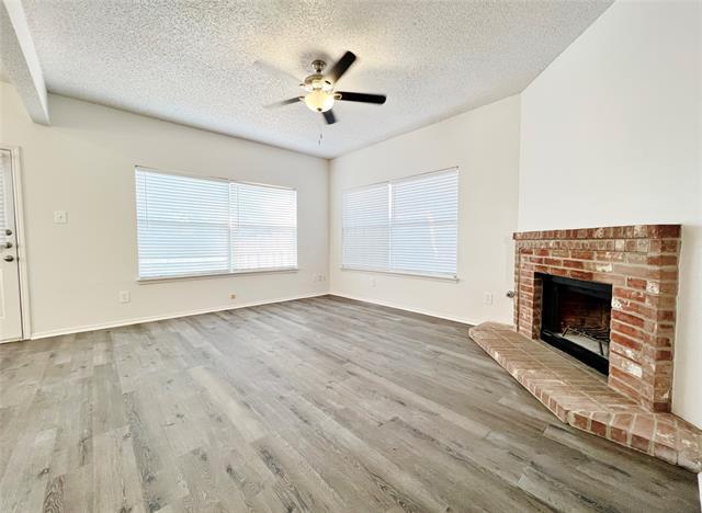 Building Photo - 921 Lake Bluff Dr