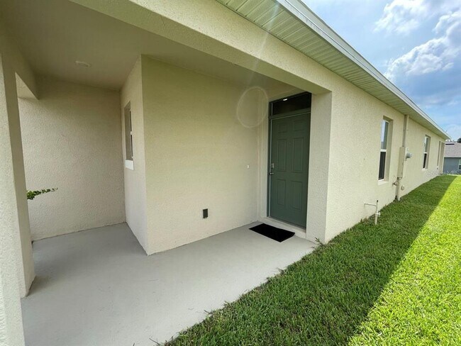 Building Photo - 1107 Cascade Dr