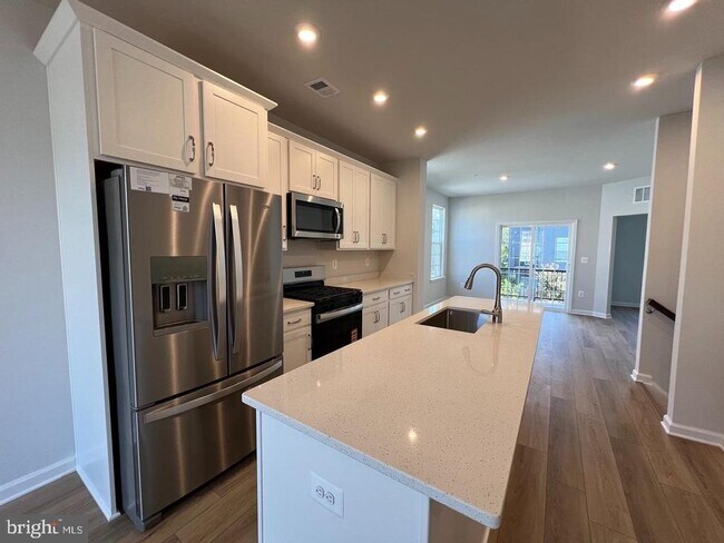 Foto del edificio - 8269 Knight Station Way