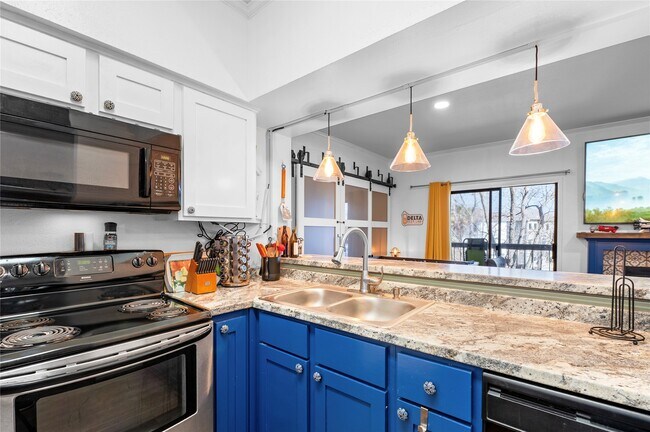 Foto del edificio - 18809 Egret Bay Blvd