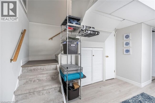 Building Photo - 355 E 34th St