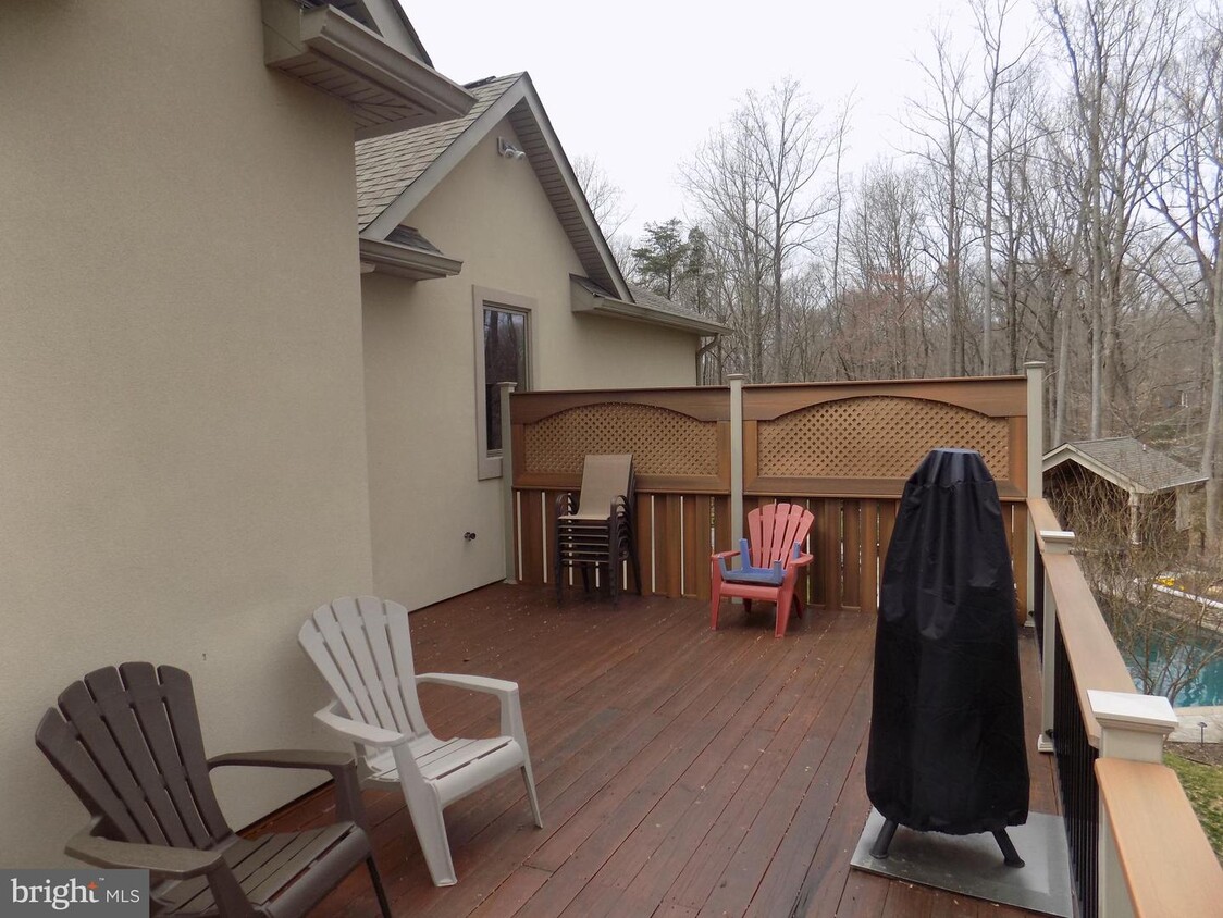 Primary Photo - 1441 Crow Haven Ln