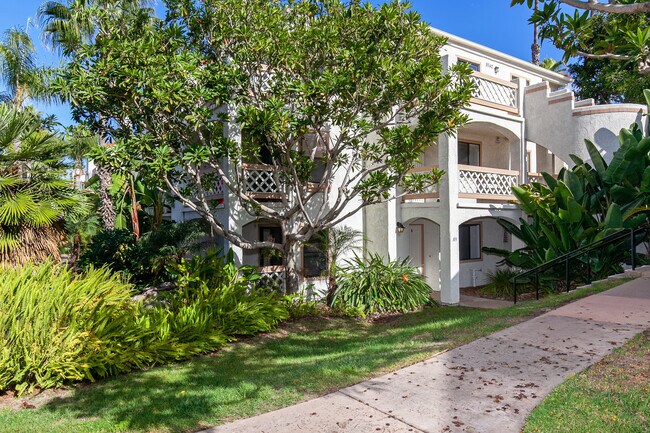 Foto del edificio - 9342 Twin Trails Dr