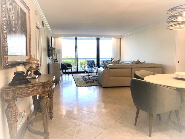 Foto del edificio - 3300 S Ocean Blvd