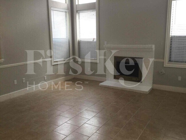 Foto del edificio - 5334 Riverport Dr