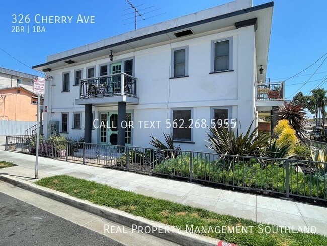 Building Photo - Bright and Cozy 2 Bedroom 1 Bathroom - Ava...