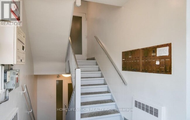 Building Photo - 18 Kenrae Rd