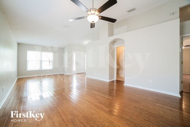 Foto del edificio - 10515 Goldwater Ln