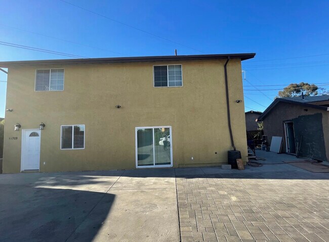Building Photo - 11721 Pendleton St