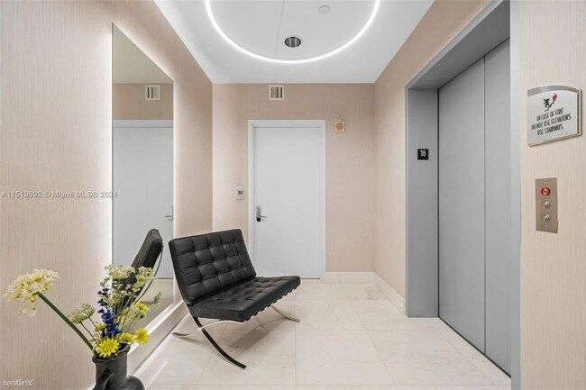 Foto del edificio - Studio, 2 bath Condo - 17121 Collins Ave A...