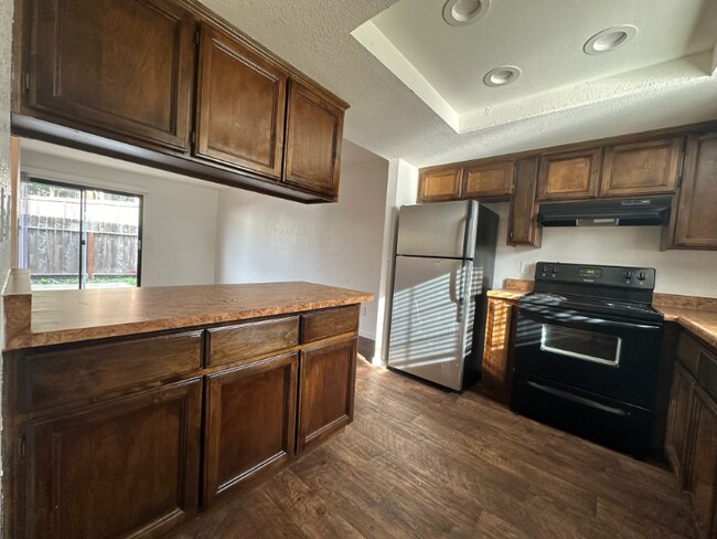 Building Photo - 3397 Cimmarron Ct