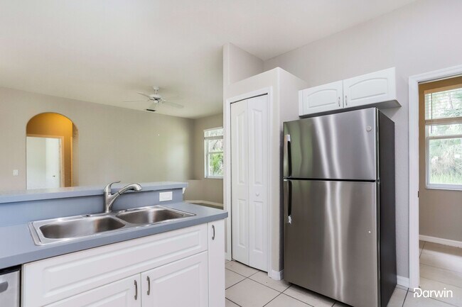 Foto del edificio - 2502 Athena Terrace