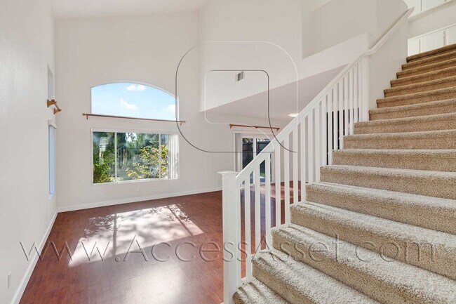 Building Photo - Stunning 3-bedroom, 2.5-Bath Home In Murrieta!