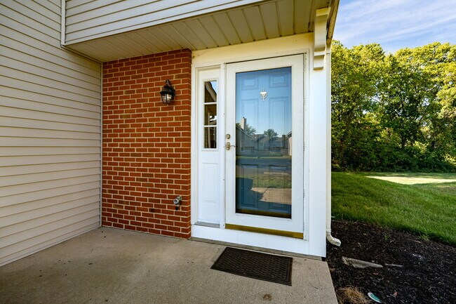 Foto del edificio - 1156 Bay Harbor Cir