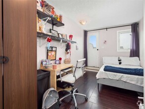 Building Photo - Deluxe Room - North York