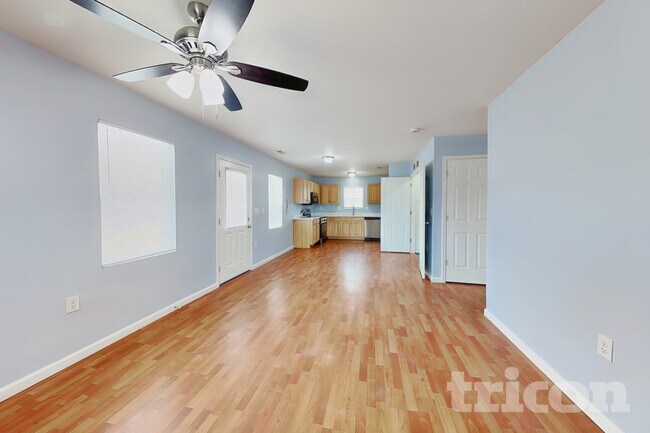 Foto del edificio - 18011 Lynn Ln