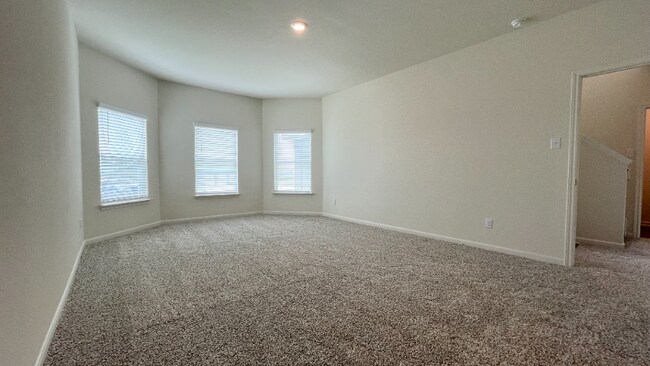 Building Photo - 921 Mountain Goat Ln