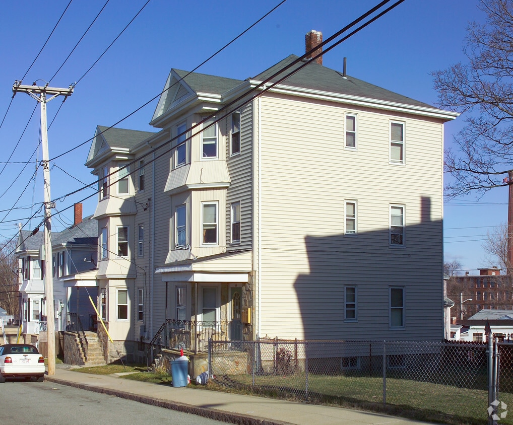 3032 Globe St, Fall River, MA 02724 Apartments in Fall River, MA