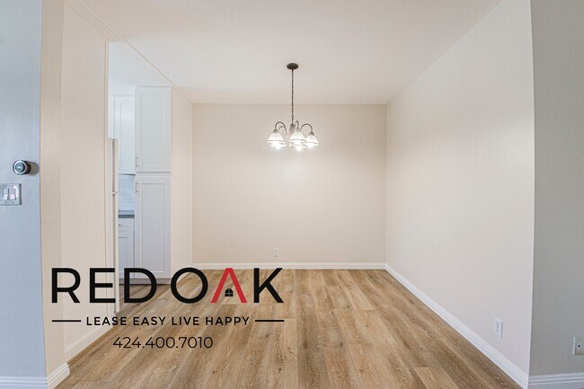 Foto del edificio - 642 Hayworth Ave