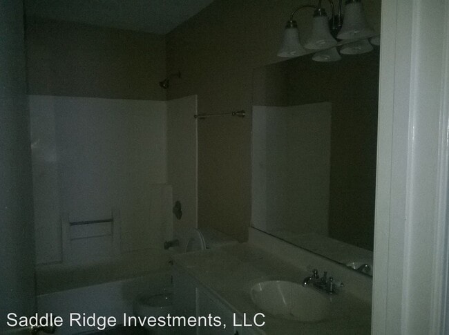Building Photo - 155 Baker Dr