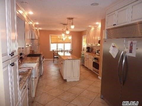 Foto del edificio - 546 Ocean Point Ave