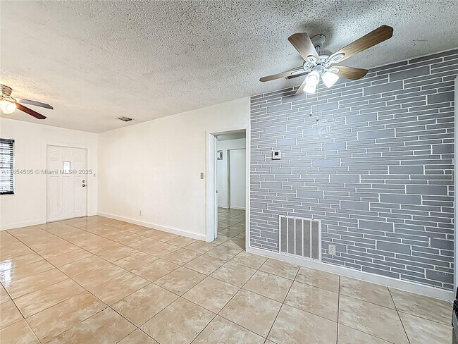 Building Photo - 6705 Raleigh St