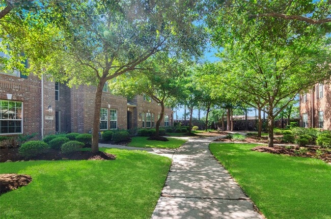 Building Photo - 19 Umbria Ln