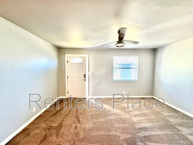 Foto del edificio - 2915 E Easton St