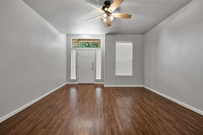 Building Photo - 439 Dandelion Bend
