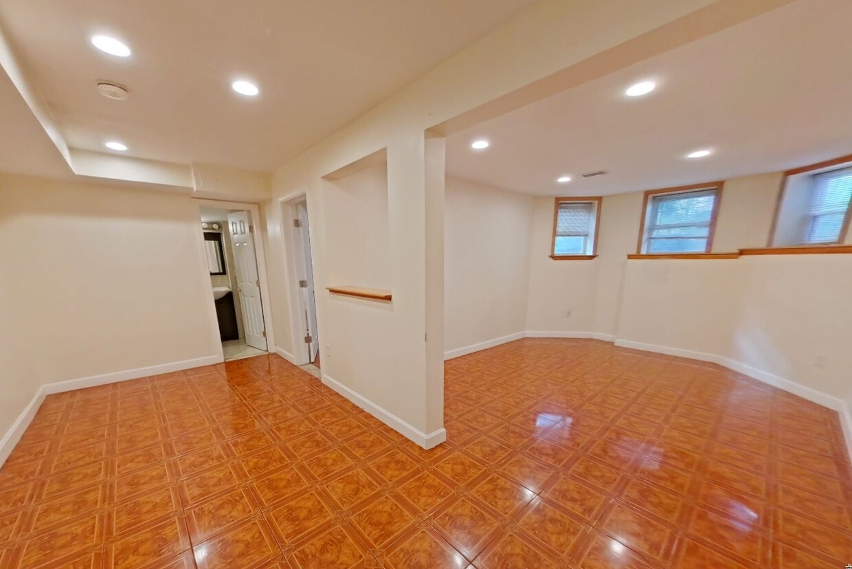 Foto del edificio - 73 Thatcher St