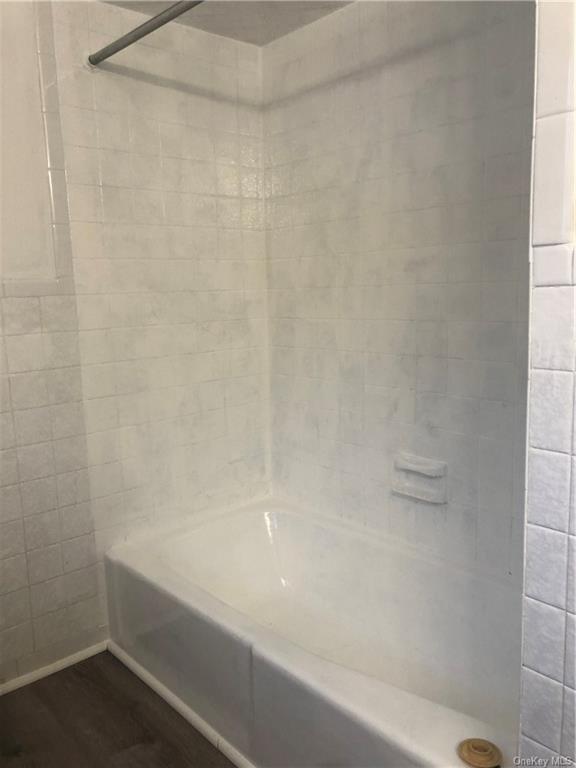 24 Jefferson Ave Unit 2, Jeffersonville, NY 12748 Room for Rent in