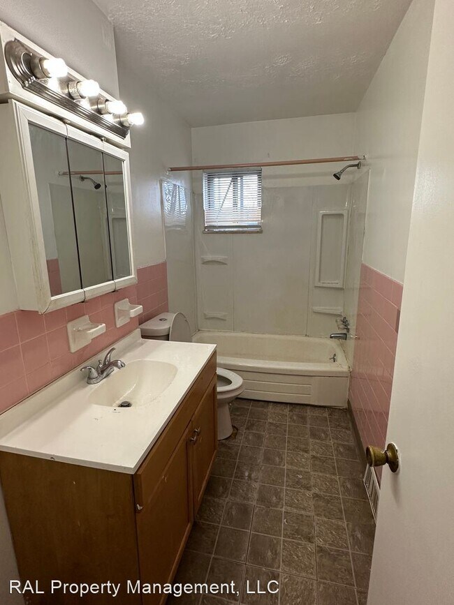 Foto del edificio - 2 br, 1 bath House - 23756 banbury circle 8