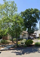 Building Photo - 319 I St