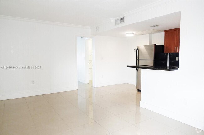 Building Photo - 3901 SW 112th Ave
