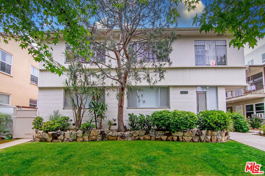 Foto principal - 1125 Cardiff Ave