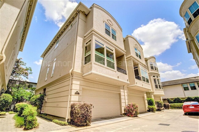 Photo - 1515 Hyde Park Blvd Townhome