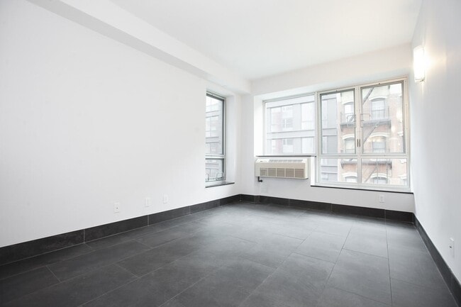 Building Photo - 164 Attorney St