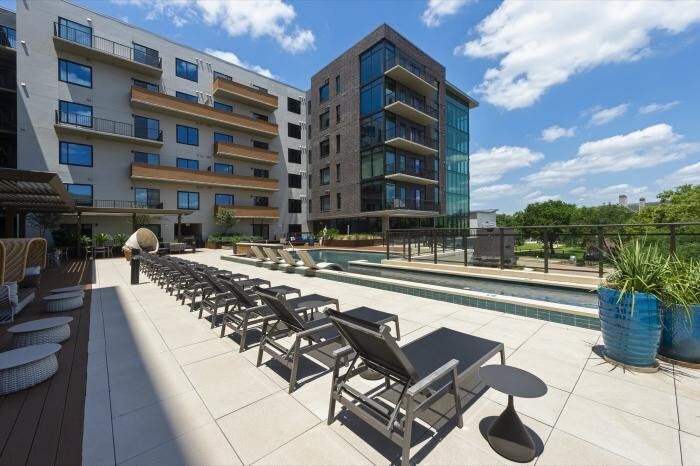 Foto principal - 3 bedroom in Houston TX 77057