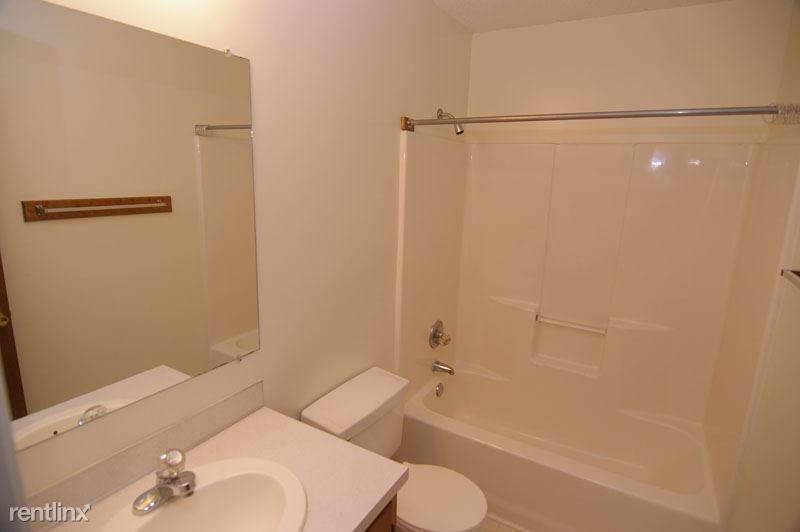 Foto del edificio - 1213 E Fire Tower Rd